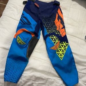 Pants specifically for motorcycle riders. In great condition.